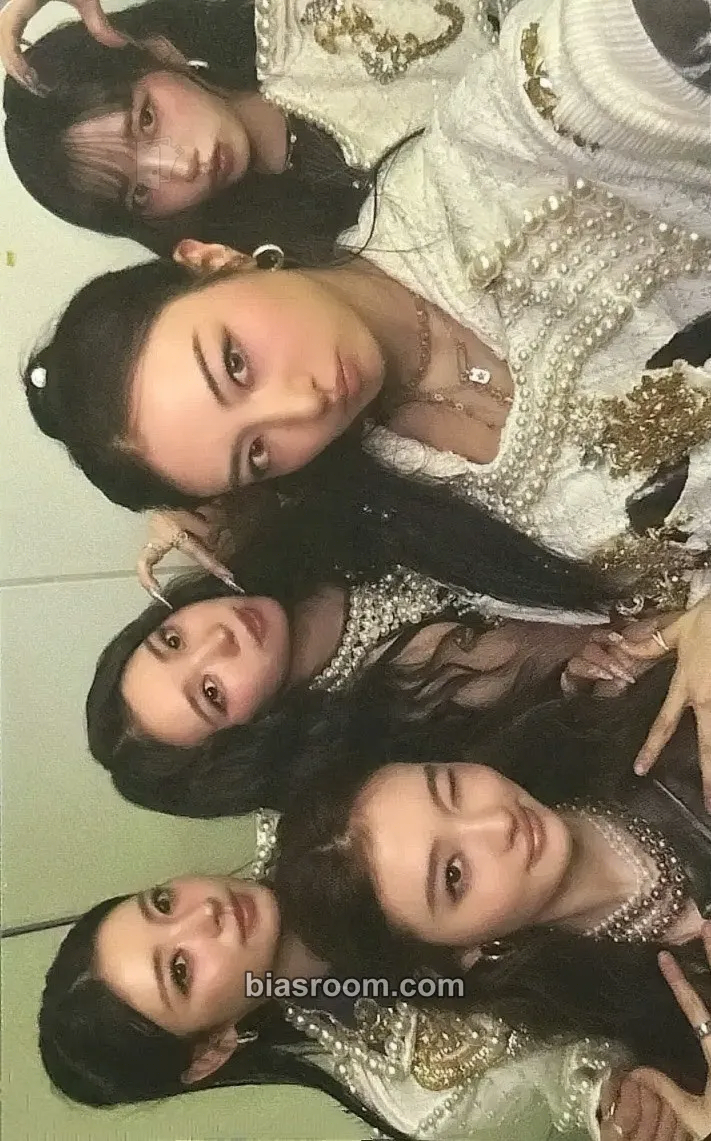 1:1 online photo&call event Photocard - MEOVV - MEOVV K-pop photocard