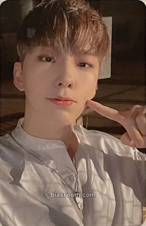Kihyun Fatal Love Photocard - MONSTA X - MONSTA X K-pop photocard