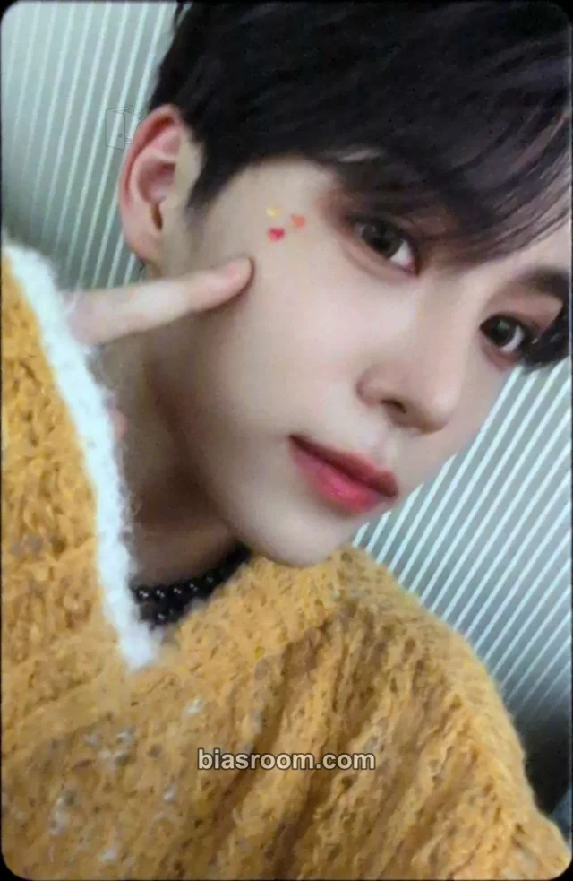 ALL(H)OURS - Minje - All Ours Album album photocard