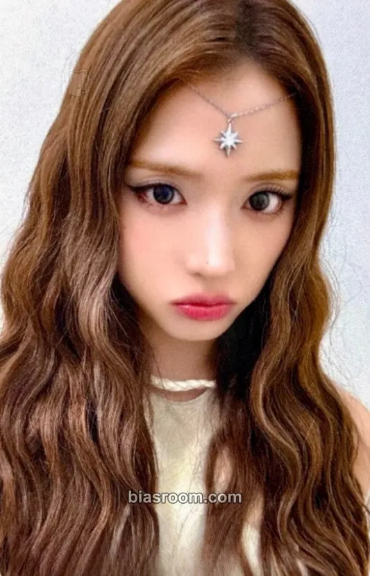 Jiwoo Fe3O4: FORWARD Photocard - NMIXX - NMIXX K-pop photocard
