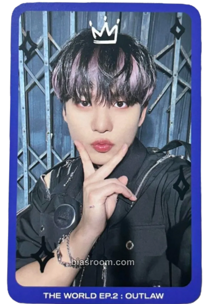 Jongho THE WORLD EP.2 : OUTLAW Photocard - ATEEZ - ATEEZ K-pop photocard