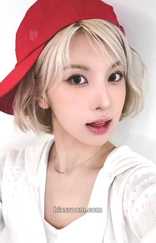 Bae Fe3O4: FORWARD Photocard - NMIXX - NMIXX K-pop photocard