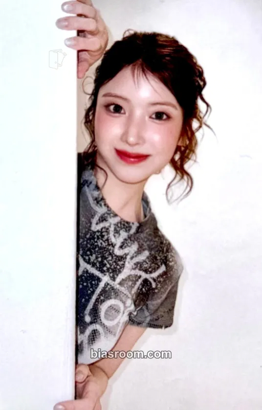 Jiwoo Fe3O4: FORWARD Photocard - NMIXX - NMIXX K-pop photocard