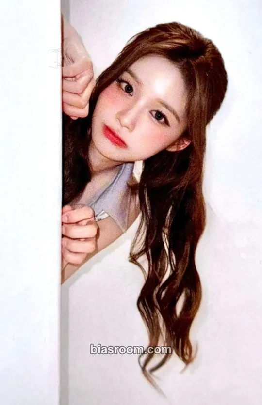 Sullyoon Fe3O4: FORWARD Photocard - NMIXX - NMIXX K-pop photocard