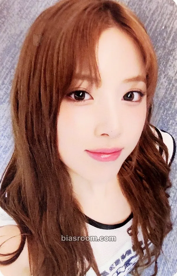 Jiwoo Fe3O4: FORWARD Photocard - NMIXX - NMIXX K-pop photocard