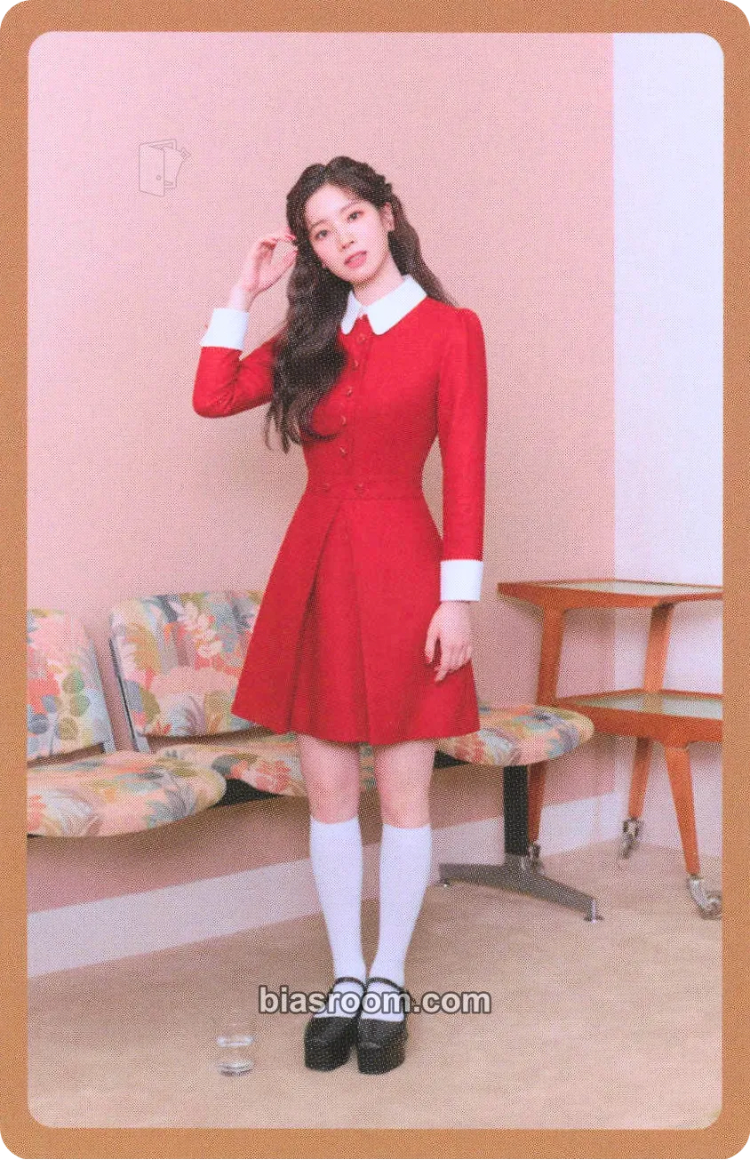 Dahyun Eyes Wide Open Photocard - TWICE - TWICE K-pop photocard