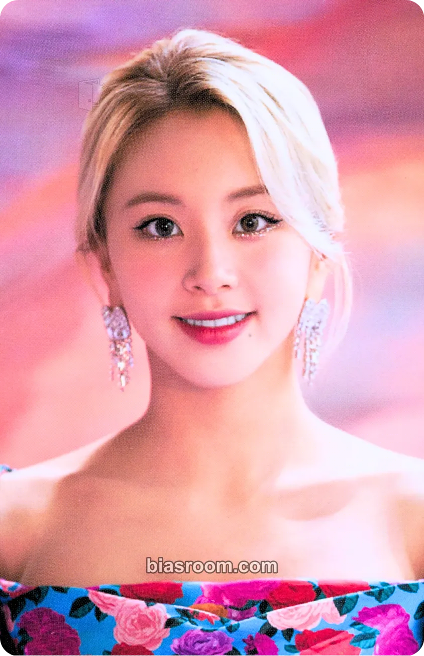 Chaeyoung Eyes Wide Open Photocard - TWICE - TWICE K-pop photocard