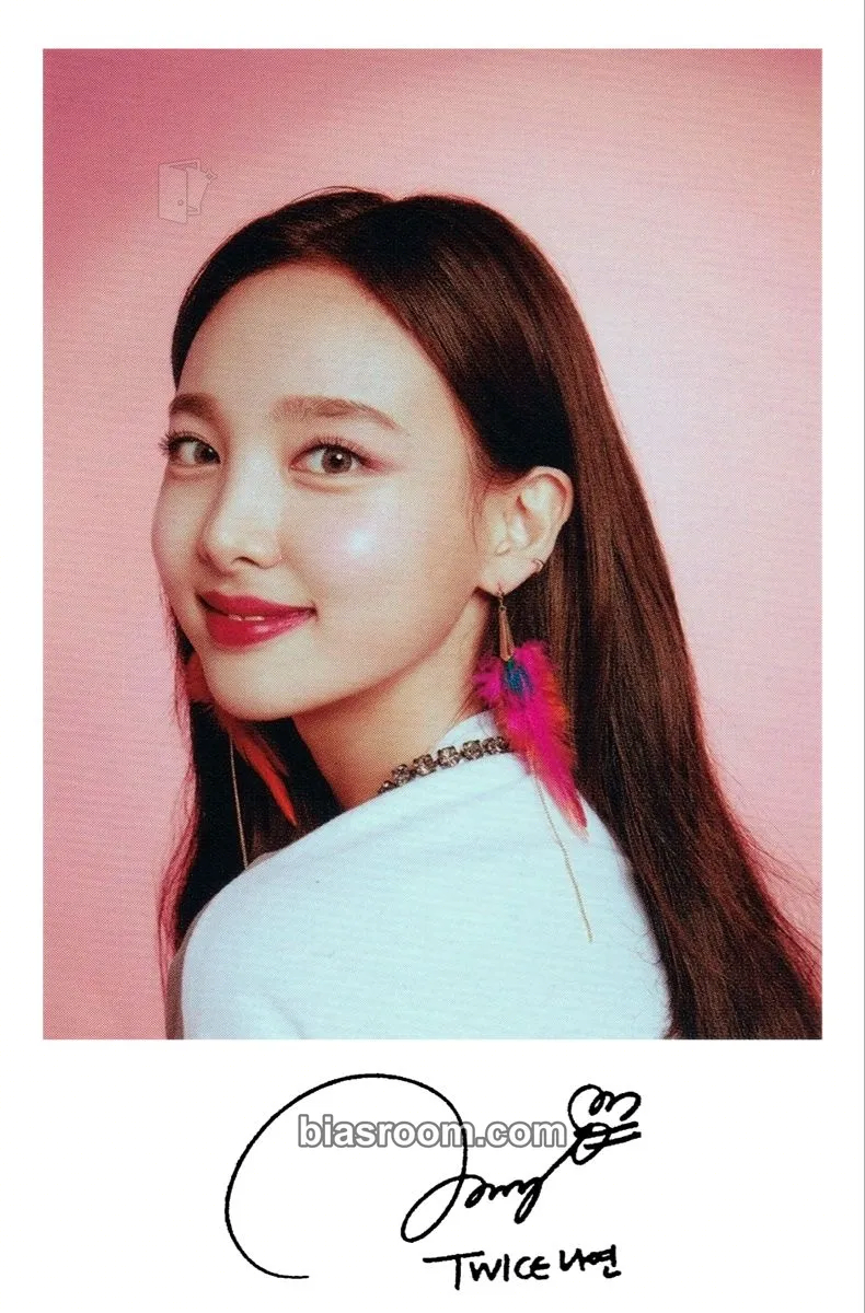 Nayeon YES or YES Photocard - TWICE - TWICE K-pop photocard