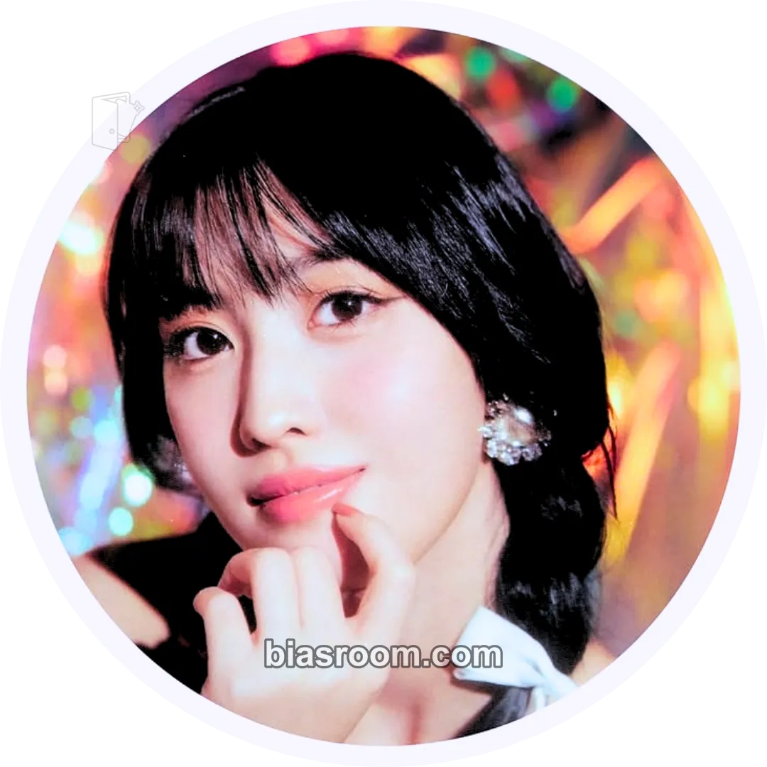 Momo Taste of Love Photocard - TWICE - TWICE K-pop photocard