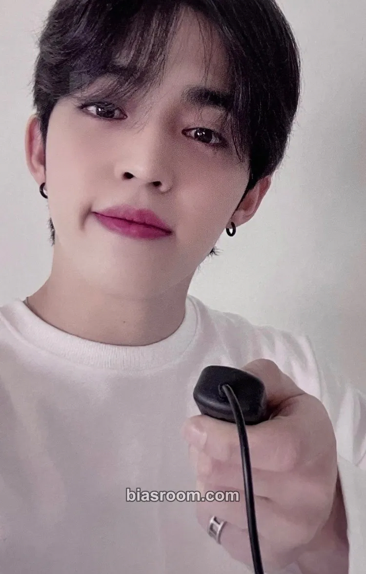 S.Coups Not Alone Photocard - SEVENTEEN - SEVENTEEN K-pop photocard