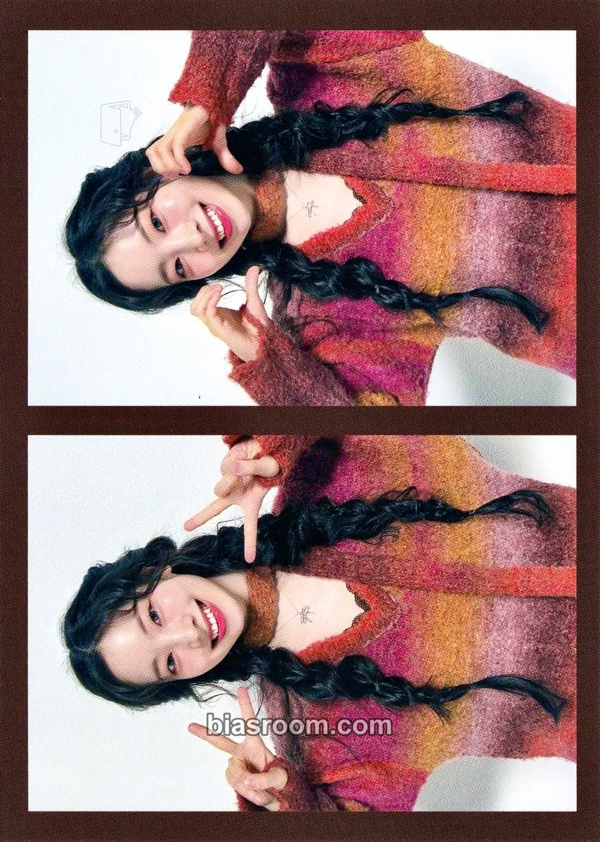 Dahyun With YOU-th Photocard - TWICE - TWICE K-pop photocard