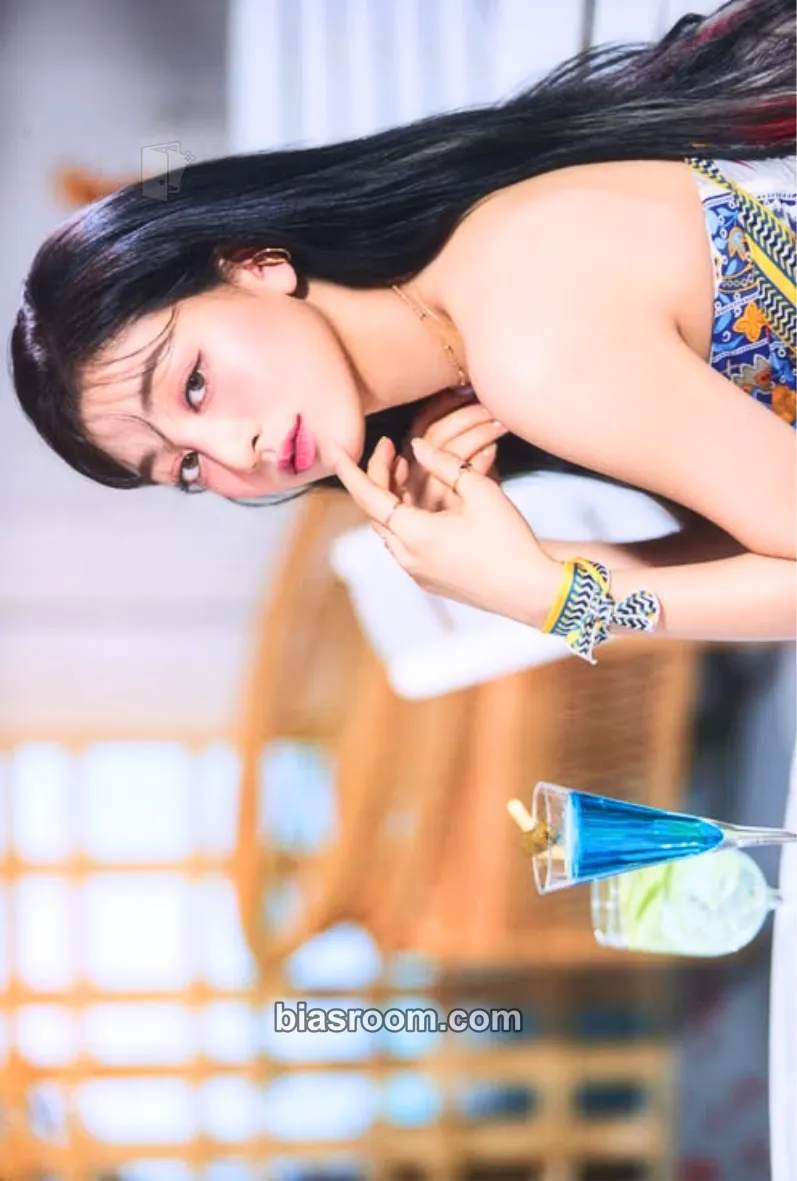 Jihyo Taste of Love Photocard - TWICE - TWICE K-pop photocard