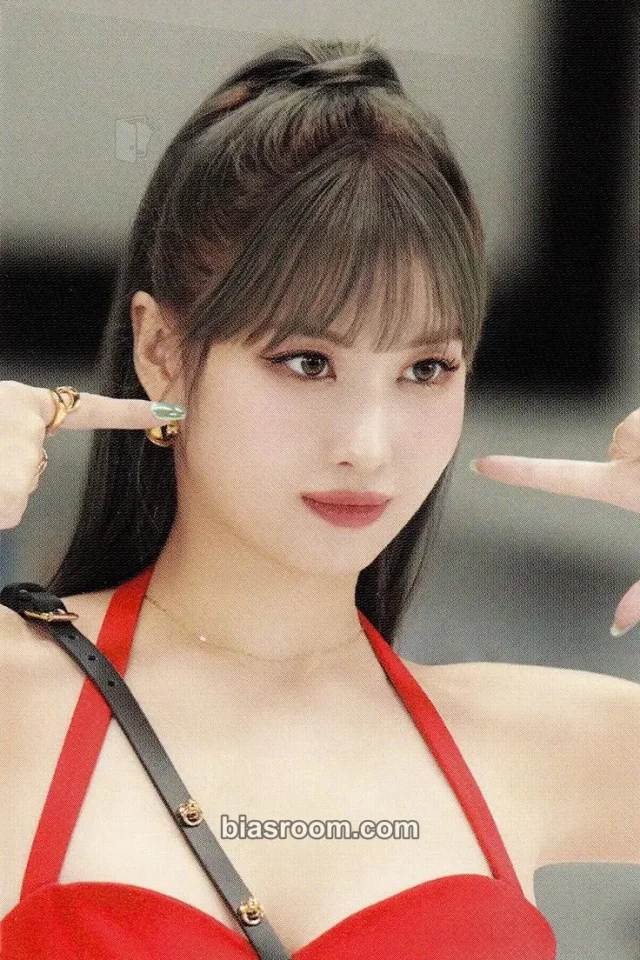 TWICE - Momo - BETWEEN 1&2 Album monograph photocard set