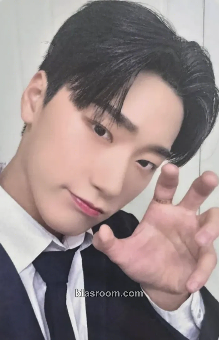 San THE WORLD EP.2 : OUTLAW Photocard - ATEEZ - ATEEZ K-pop photocard