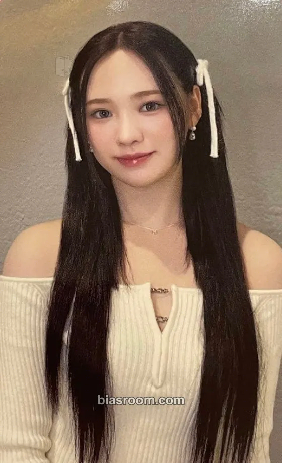 Rio AWAKE Photocard - NiziU - NiziU K-pop photocard