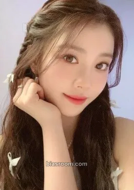 Xiaoting FLY-BY Japan Concert Tour Photocard - Kep1er - Kep1er K-pop photocard