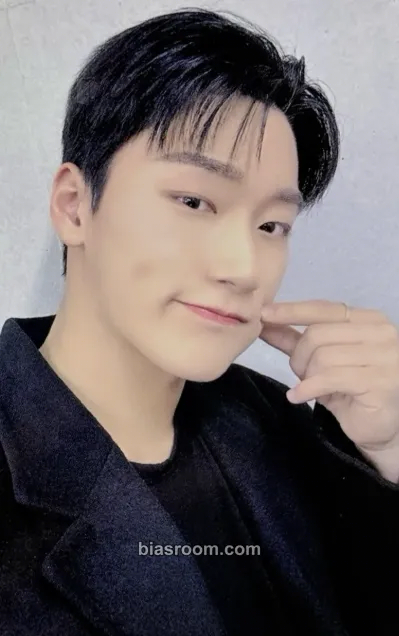 San THE WORLD EP.FIN : WILL Photocard - ATEEZ - ATEEZ K-pop photocard