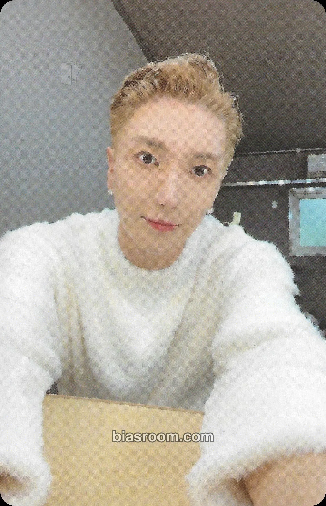Leeteuk The Road: Celebration Photocard - SUPER JUNIOR - SUPER JUNIOR K-pop photocard