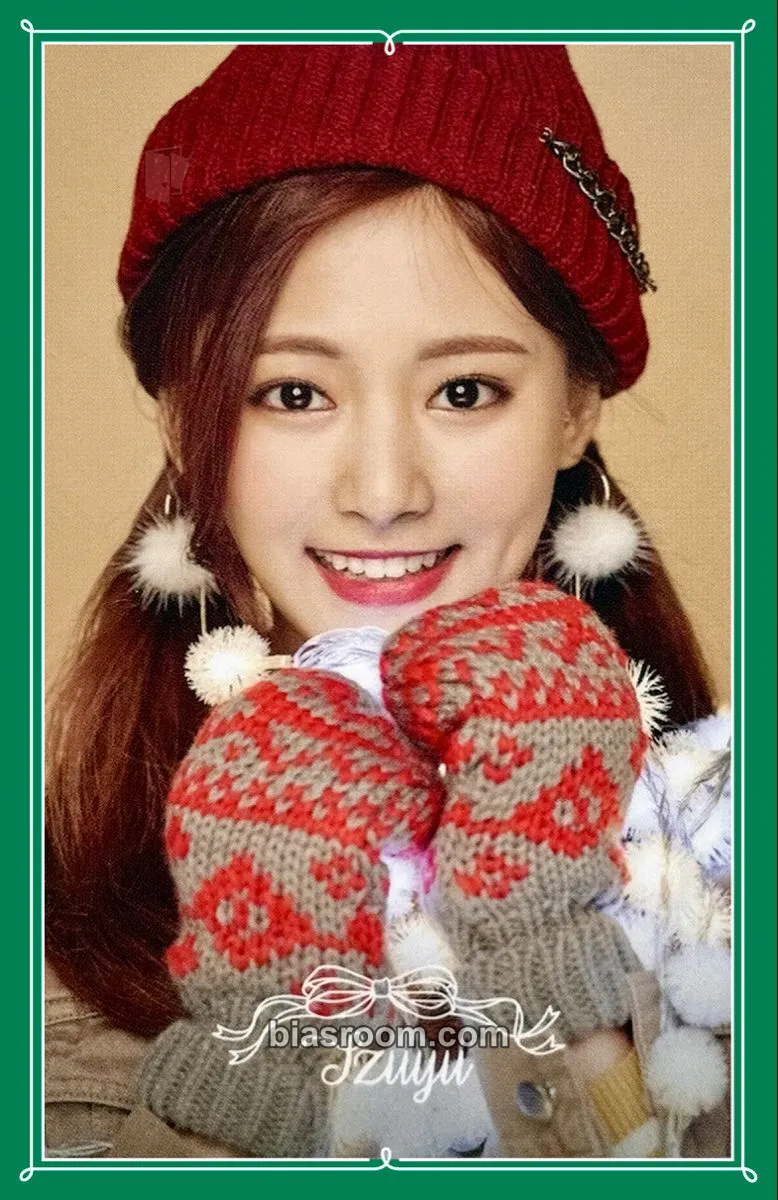 Tzuyu Merry & Happy Photocard - TWICE - TWICE K-pop photocard