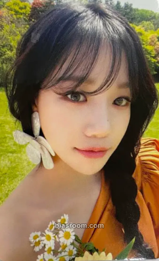 Jo Yuri Op.22 Y-Waltz : in Major Photocard - Jo Yuri K-pop photocard