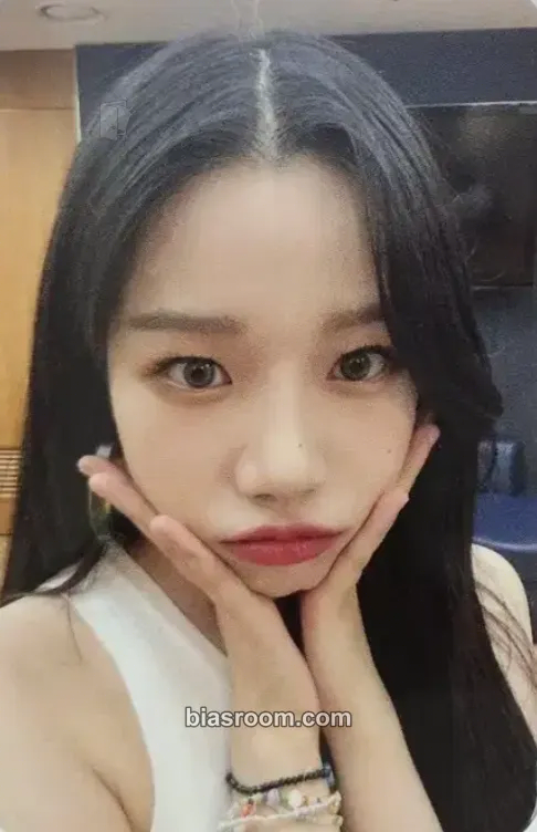 Jo Yuri Op.22 Y-Waltz : in Major Photocard - Jo Yuri K-pop photocard