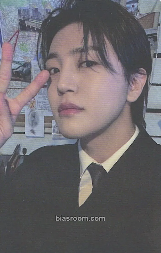 Lee Jiham A.C.E 2025 SEASONS GREETINGS: A Peek Into Squad A.C.E Photocard - A.C.E - A.C.E K-pop photocard