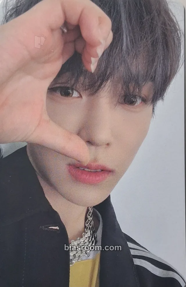 ALL(H)OURS - Minje - All Ours Album day version album photocard