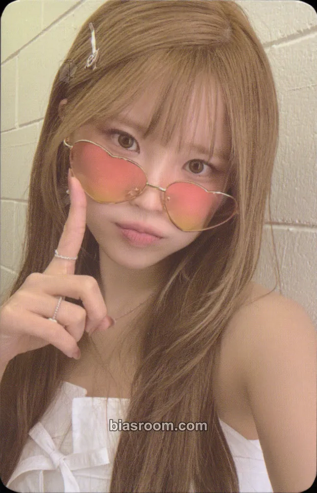 Hayoung 2025 fromis_9 WORLD TOUR <NOW TOMORROW.> Photocard - fromis_9 - fromis_9 K-pop photocard