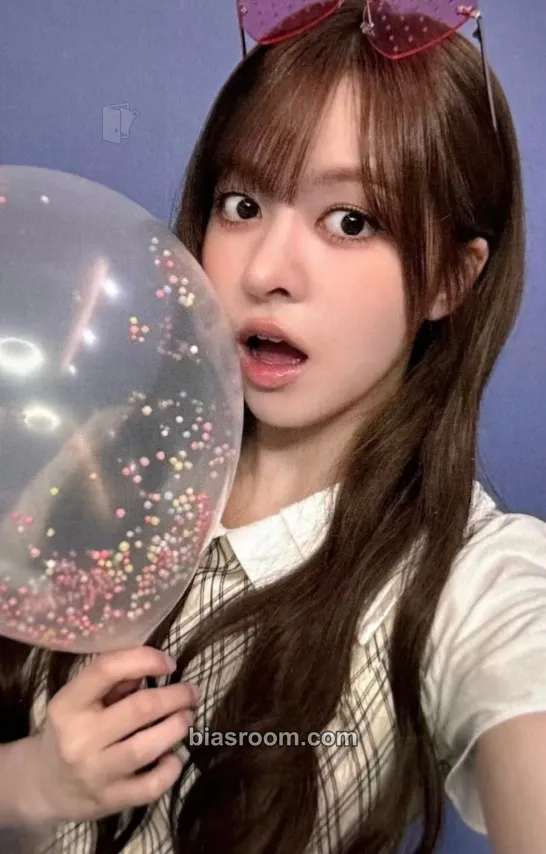 Lily Fe3O4: FORWARD Photocard - NMIXX - NMIXX K-pop photocard