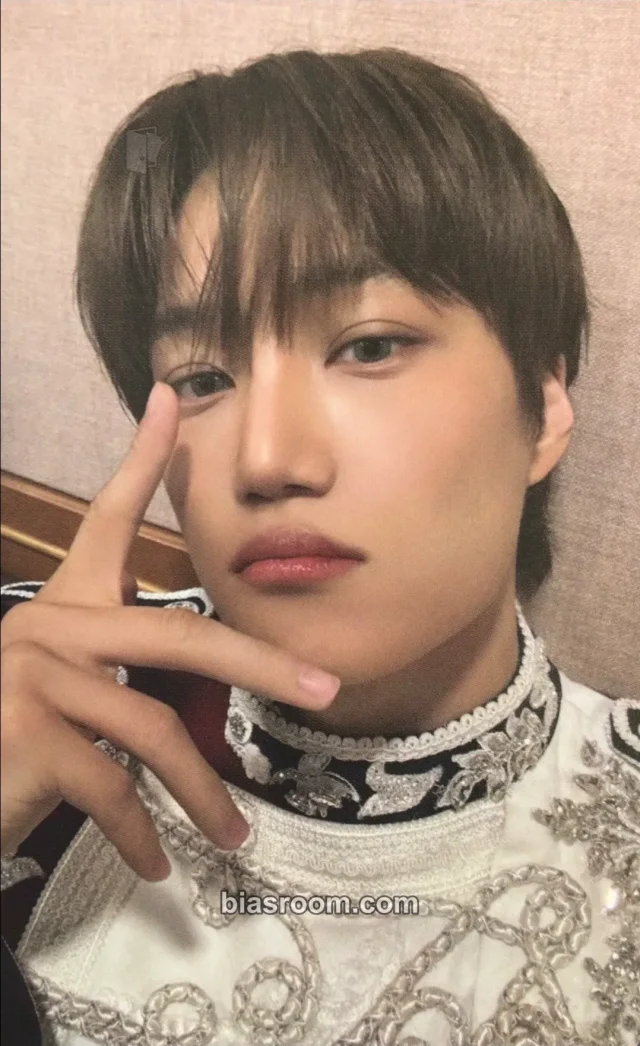 EXO - Kai - EXO The 8th Album Fanshowcase 'REVERXE' Event weverse global shop (wvg) live streaming event