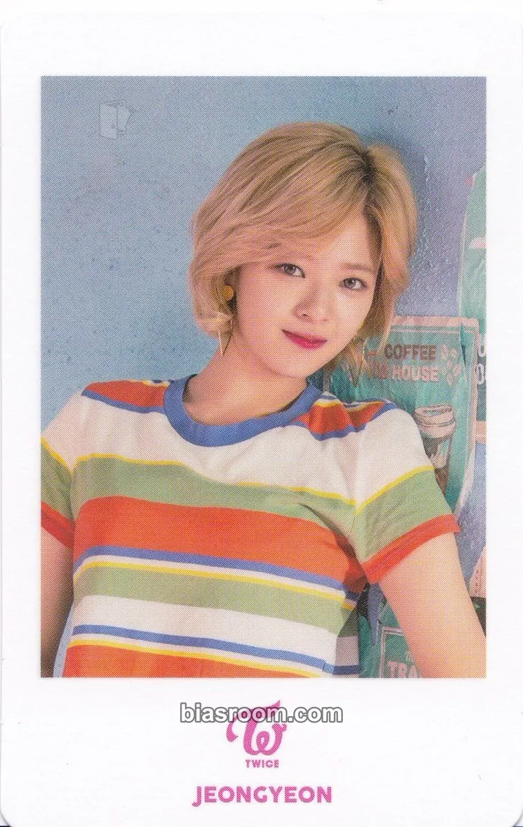 Jeongyeon #TWICE Photocard - TWICE - TWICE K-pop photocard