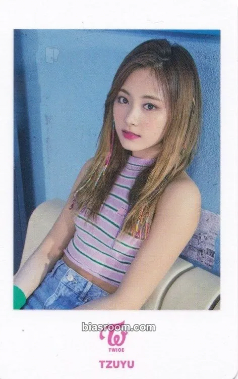 Tzuyu #TWICE Photocard - TWICE - TWICE K-pop photocard