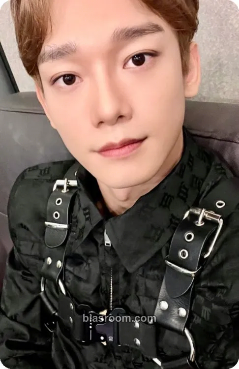 Chen SMTown Live 2023: SMCU Palace @ KWANGYA Photocard - EXO - EXO K-pop photocard