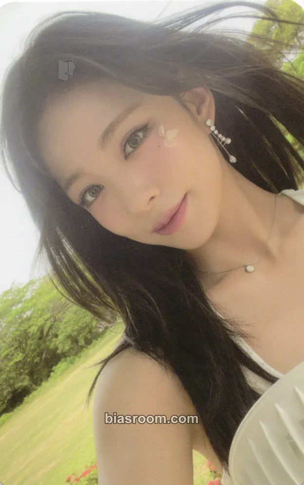 Chaeyoung From Our Memento Box Photocard - fromis_9 - fromis_9 K-pop photocard