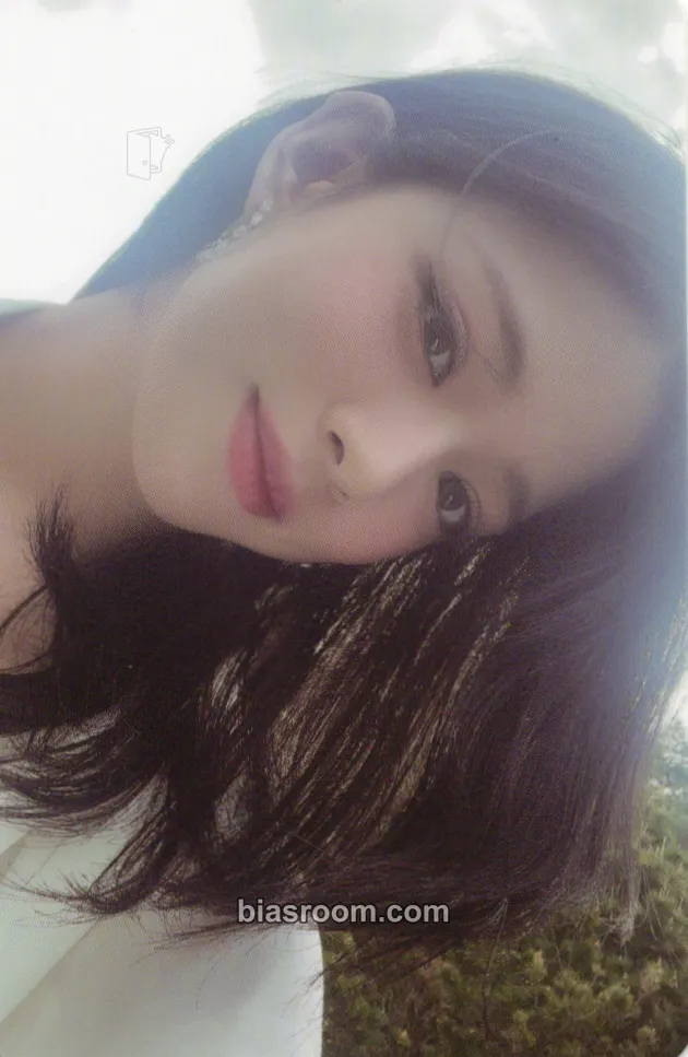 Chaeyoung From Our Memento Box Photocard - fromis_9 - fromis_9 K-pop photocard