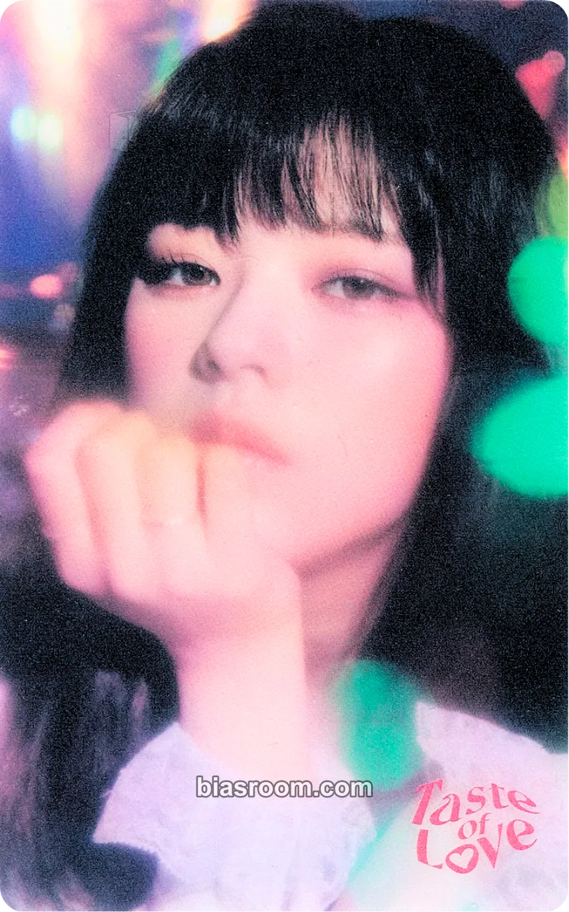 Jeongyeon Taste of Love Photocard - TWICE - TWICE K-pop photocard