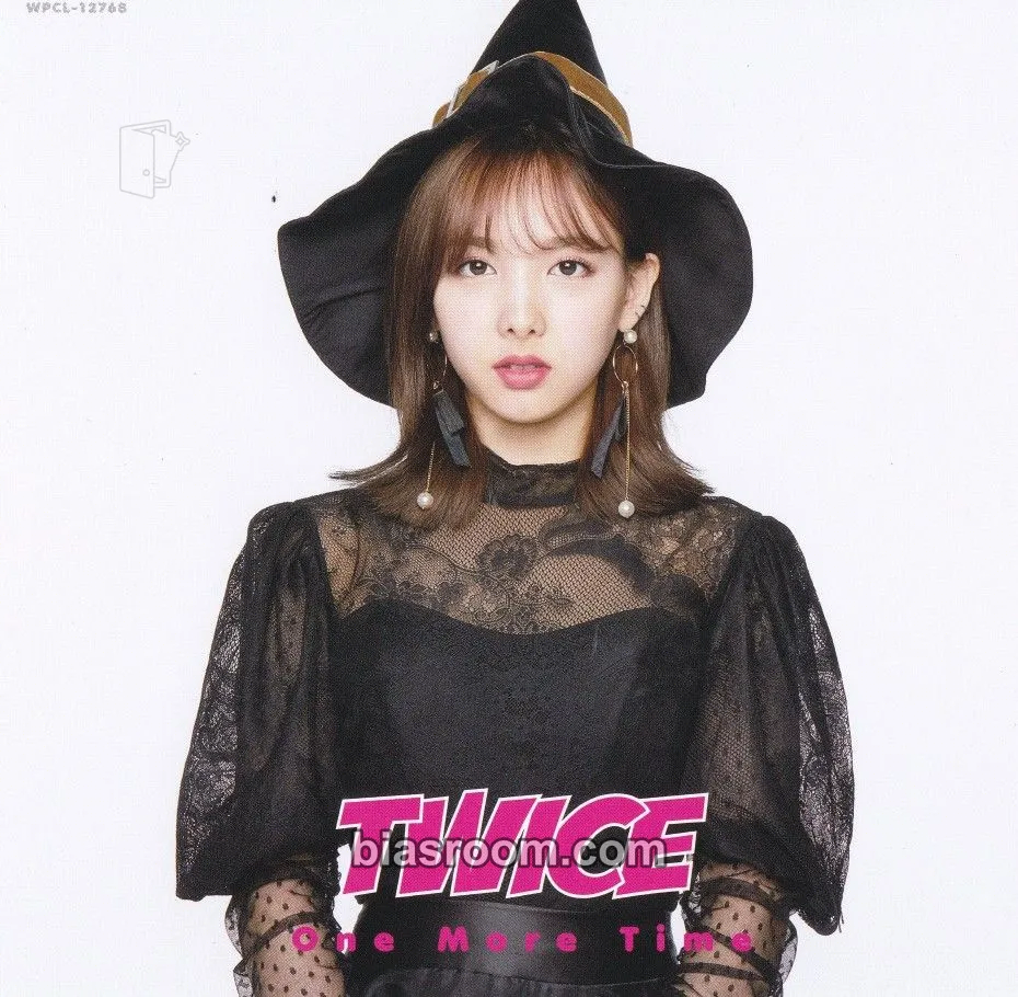 Nayeon One More Time Photocard - TWICE - TWICE K-pop photocard