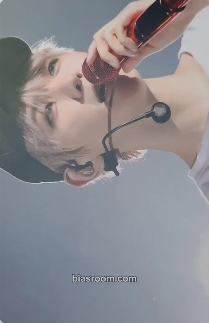 Baekhyun 2018 EXO-CBX Magical Circus Blu-ray Photocard - EXO - EXO K-pop photocard