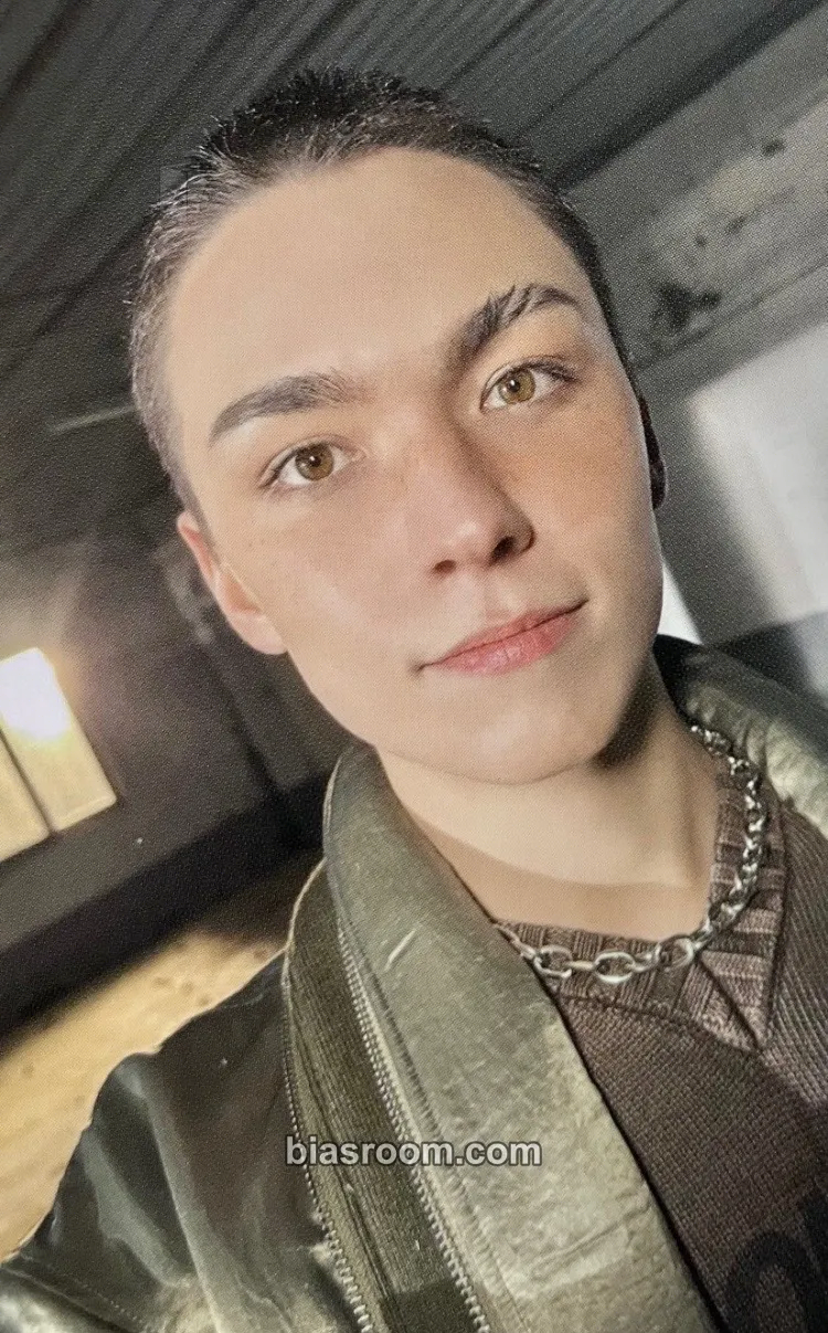 Vernon HAPPY BURSTDAY Photocard - SEVENTEEN - SEVENTEEN K-pop photocard