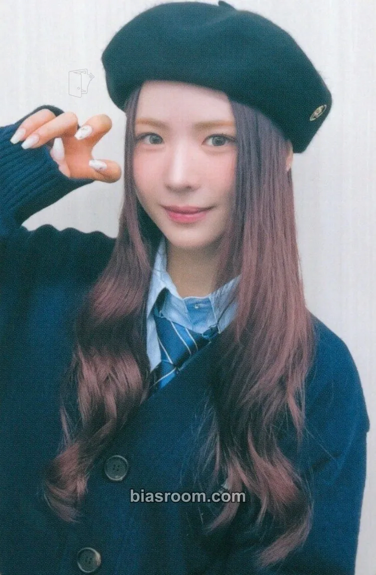 Maya AWAKE Photocard - NiziU - NiziU K-pop photocard