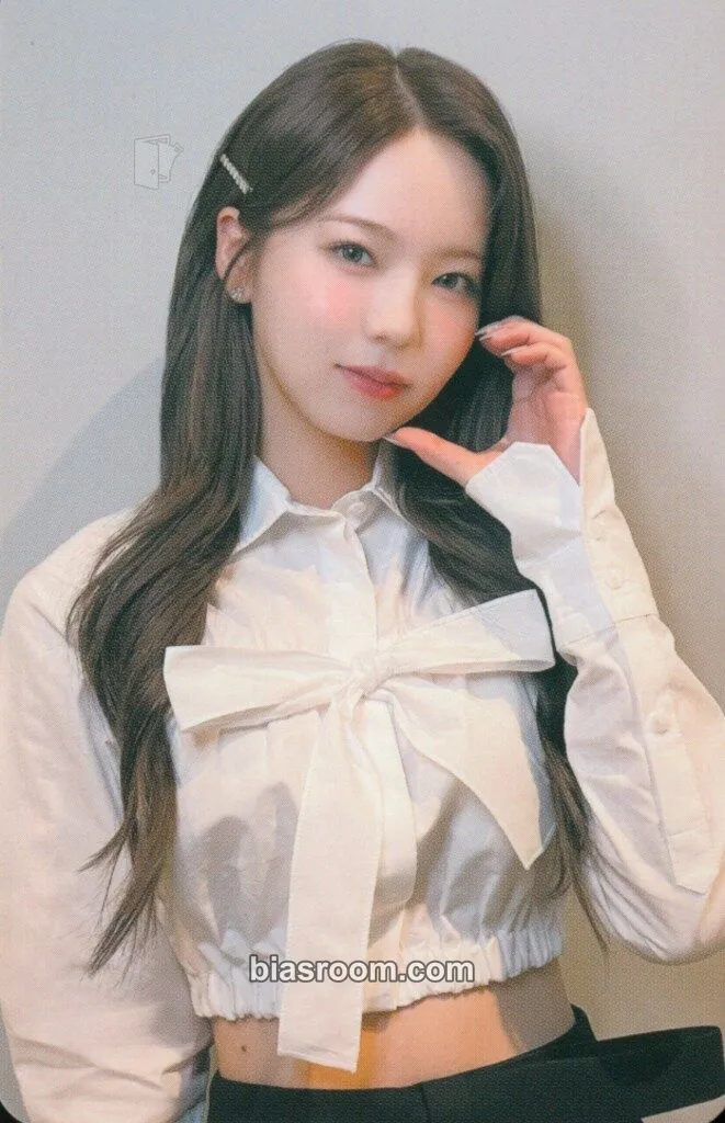 Ayaka AWAKE Photocard - NiziU - NiziU K-pop photocard