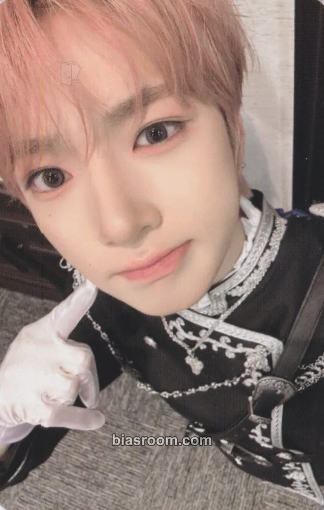 Sakuya 2ND ANNIVERSARY FANMEETING <6명의 왕자가 나에게 청혼을 하면 곤란한데요> (Help! All Six Princes Are Trying to Propose to Me) Photocard - NCT WISH - NCT WISH K-pop photocard