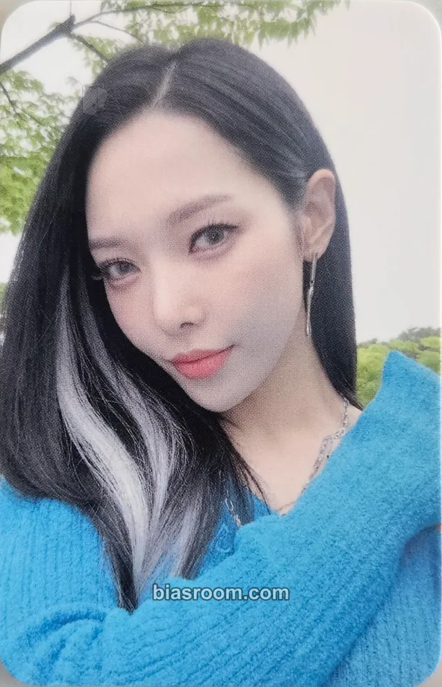 KARD - Somin - KARD 2023 World Tour Playground Event merch photocard photocard set tour merch
