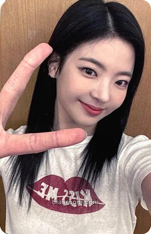 Lia KILL MY DOUBT Photocard - ITZY - ITZY K-pop photocard