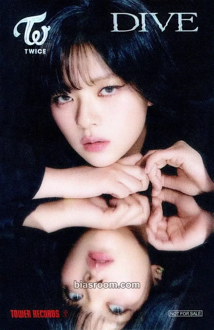 Jeongyeon DIVE Photocard - TWICE - TWICE K-pop photocard