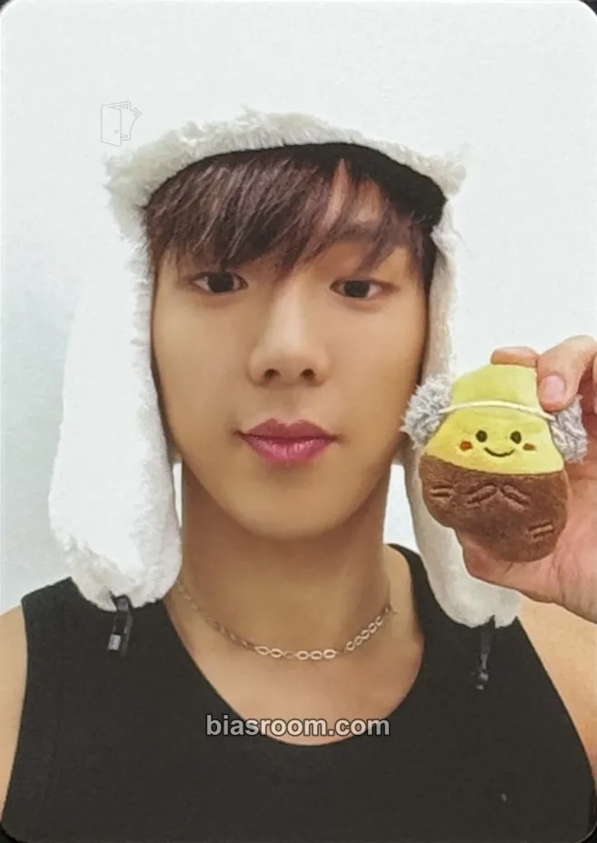 Shownu THE X Photocard - MONSTA X - MONSTA X K-pop photocard