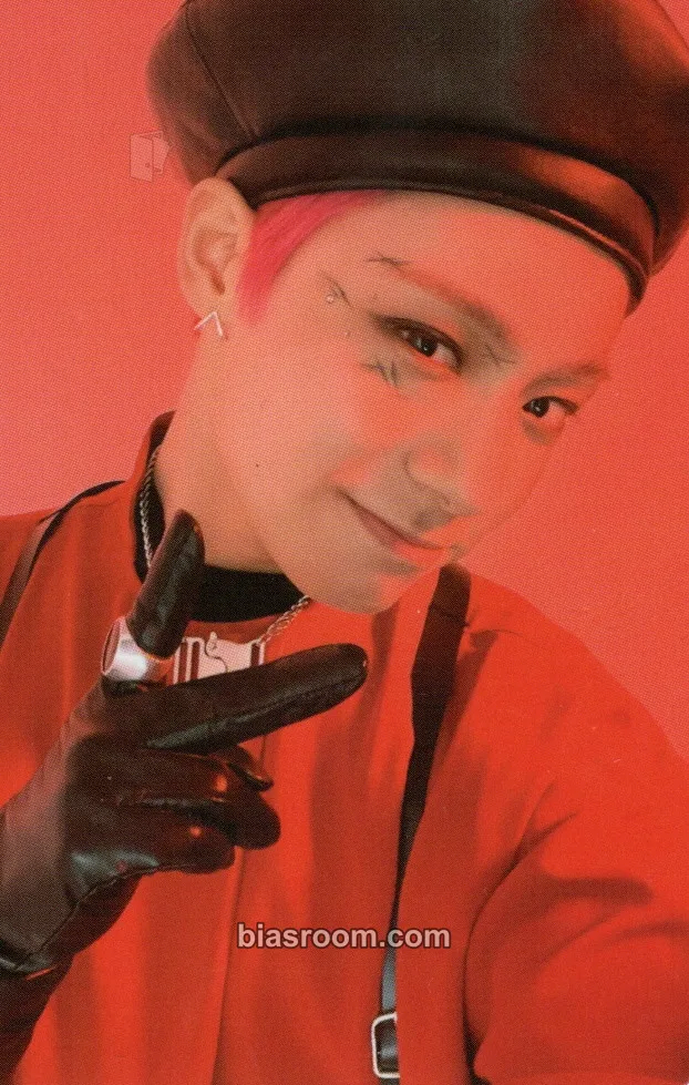 Hwanwoong DEVIL Photocard - ONEUS - ONEUS K-pop photocard