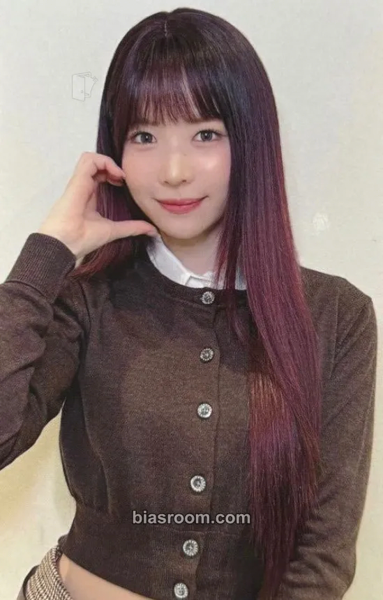 Maya AWAKE Photocard - NiziU - NiziU K-pop photocard