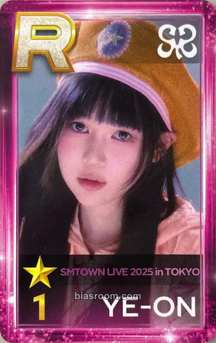 Ye-on SMTOWN Live 2025 Photocard - Hearts2Hearts - Hearts2Hearts K-pop photocard