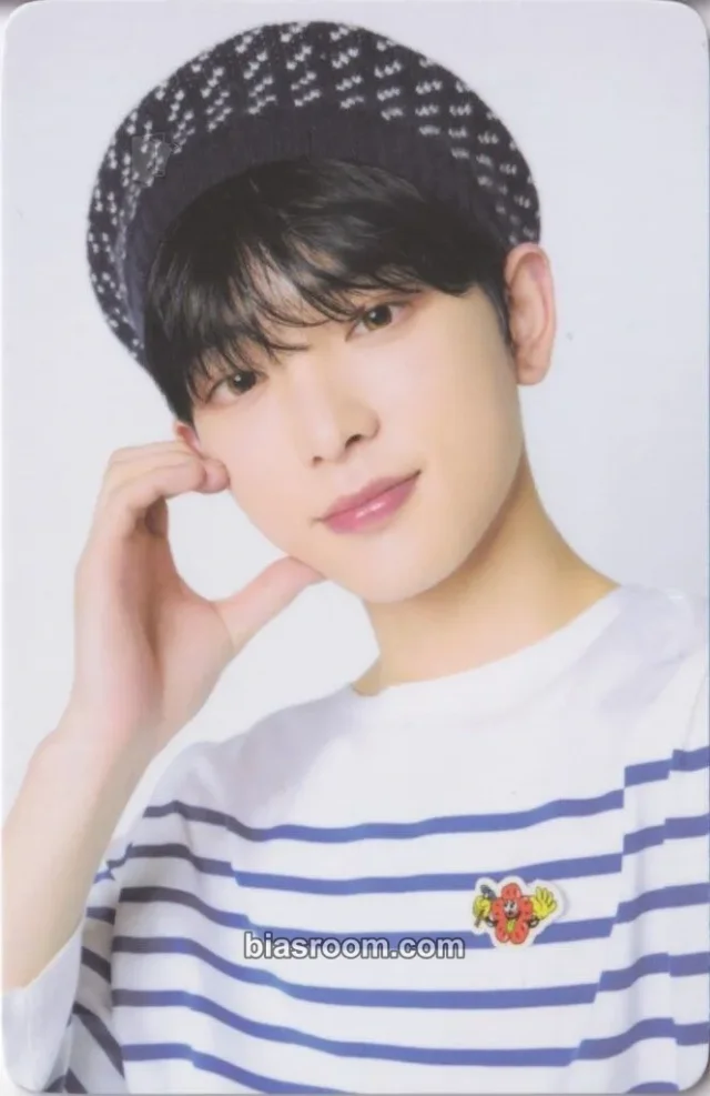 &TEAM - Harua - 2023 FANTOUR LUNÉ MARE : 月波 Event merch photocard hoodie
